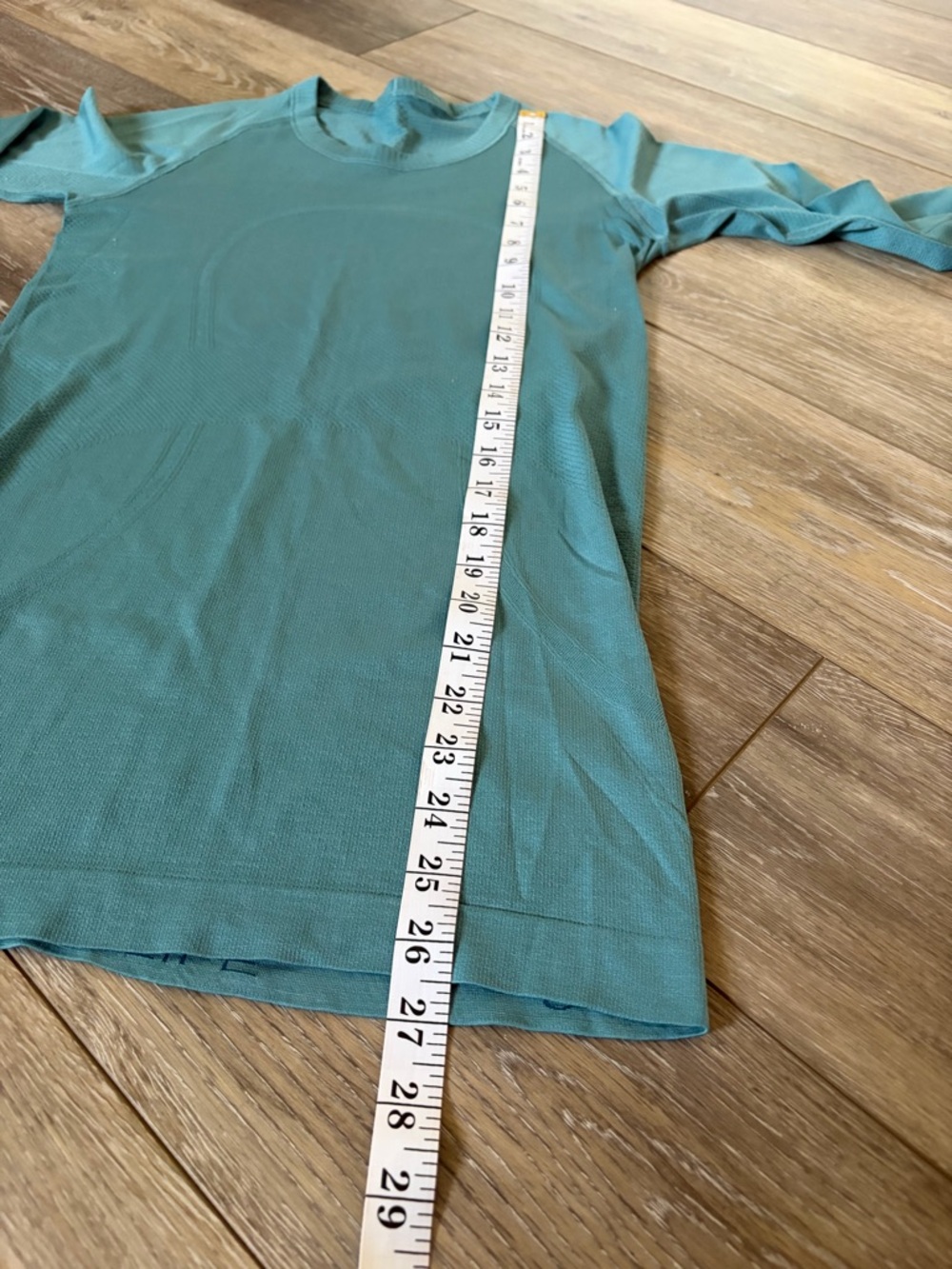 Lululemon Swiftly Tech Long Sleeve Crew - Picture 6 of 6